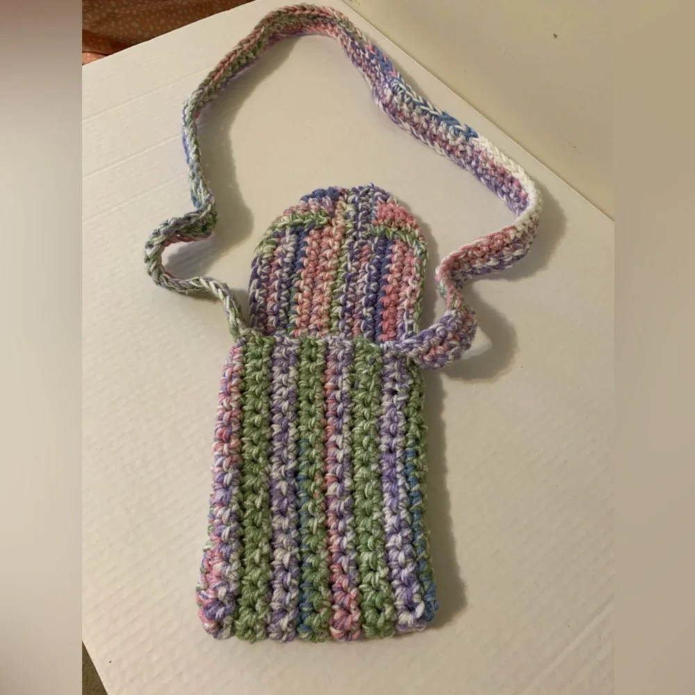 Phone Crossbody Bag handmade
crochet - Picture 9 of 16
